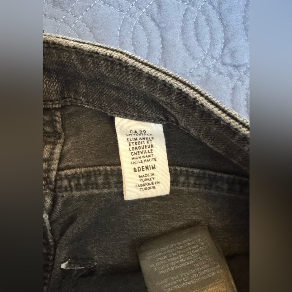 High Waisted Rhinestone Jeans - Picture 3 of 3